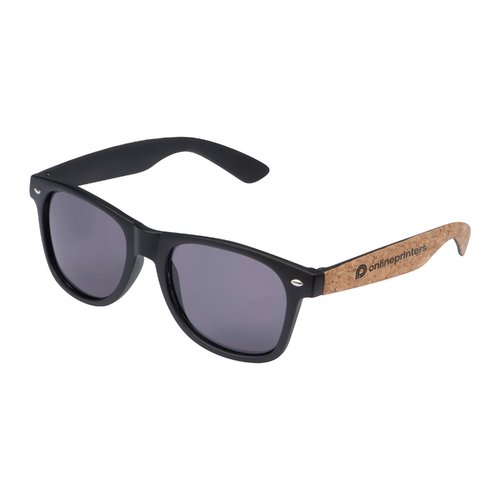 Schwarze Sonnenbrille mit Bgeln aus Kork.