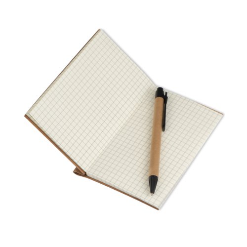 Braunes Notizbuch mit linierten Seiten.