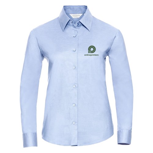 Hellblaues Damen Oxford Hemd mit langen Ärmeln und Knopfleiste.