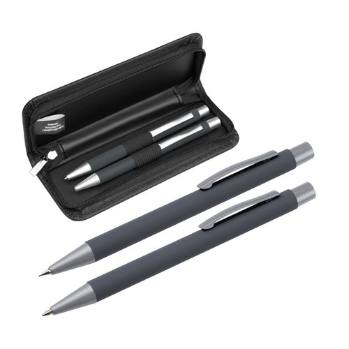 Anthrazitfarbenes Schreibset mit Kugelschreiber, Stift und Reiverschlusstasche.