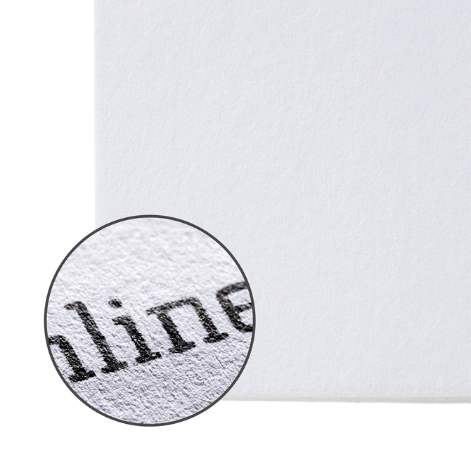 Bild Detailansicht von Offsetpapier mit rauer, saugfhiger Struktur, ideal zum Beschriften.