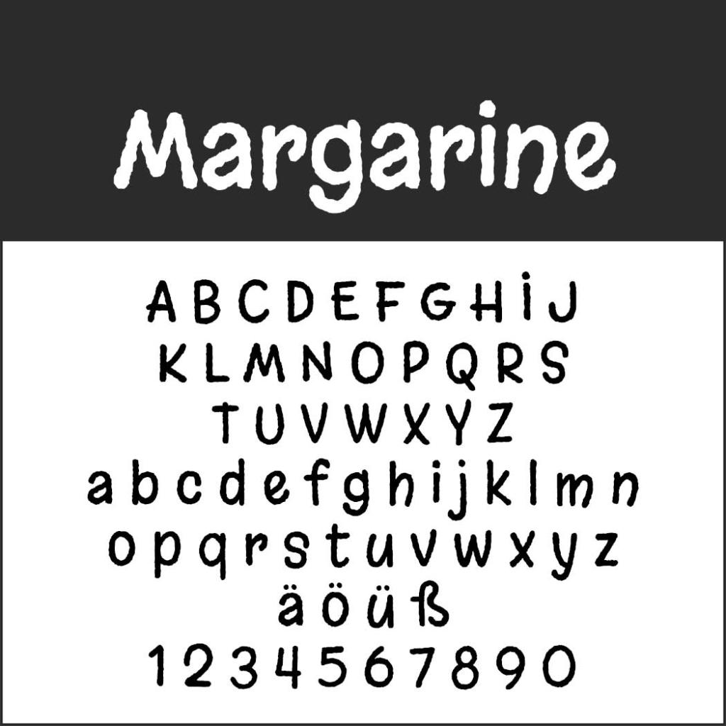 Das Bild zeigt die Schriftart „Margarine“, ideal für Schriften für Rezepte. Sie besteht aus Groß- und Kleinbuchstaben, Sonderzeichen (ä, ö, ü, ß) und den Ziffern 0-9 auf einem zweifarbigen Hintergrund. Der Schriftstil ist verspielt und ausdrucksstark.