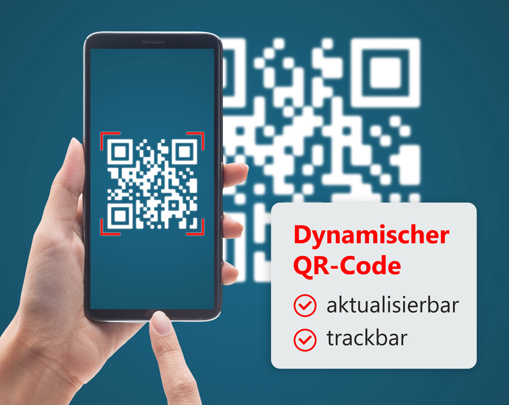 Eine Hand hält ein Smartphone und scannt einen QR-Code auf einem Bildschirm. Im Hintergrund ist ein vergrößerter QR-Code zu sehen. Der Text lautet „Dynamischer QR-Code“ mit „aktualisierbar“ und „Trackbar“ neben Häkchen. Dies unterstreicht die Bedeutung optimierter Lösungen wie QR-Codes drucken für nahtlose Erlebnisse.